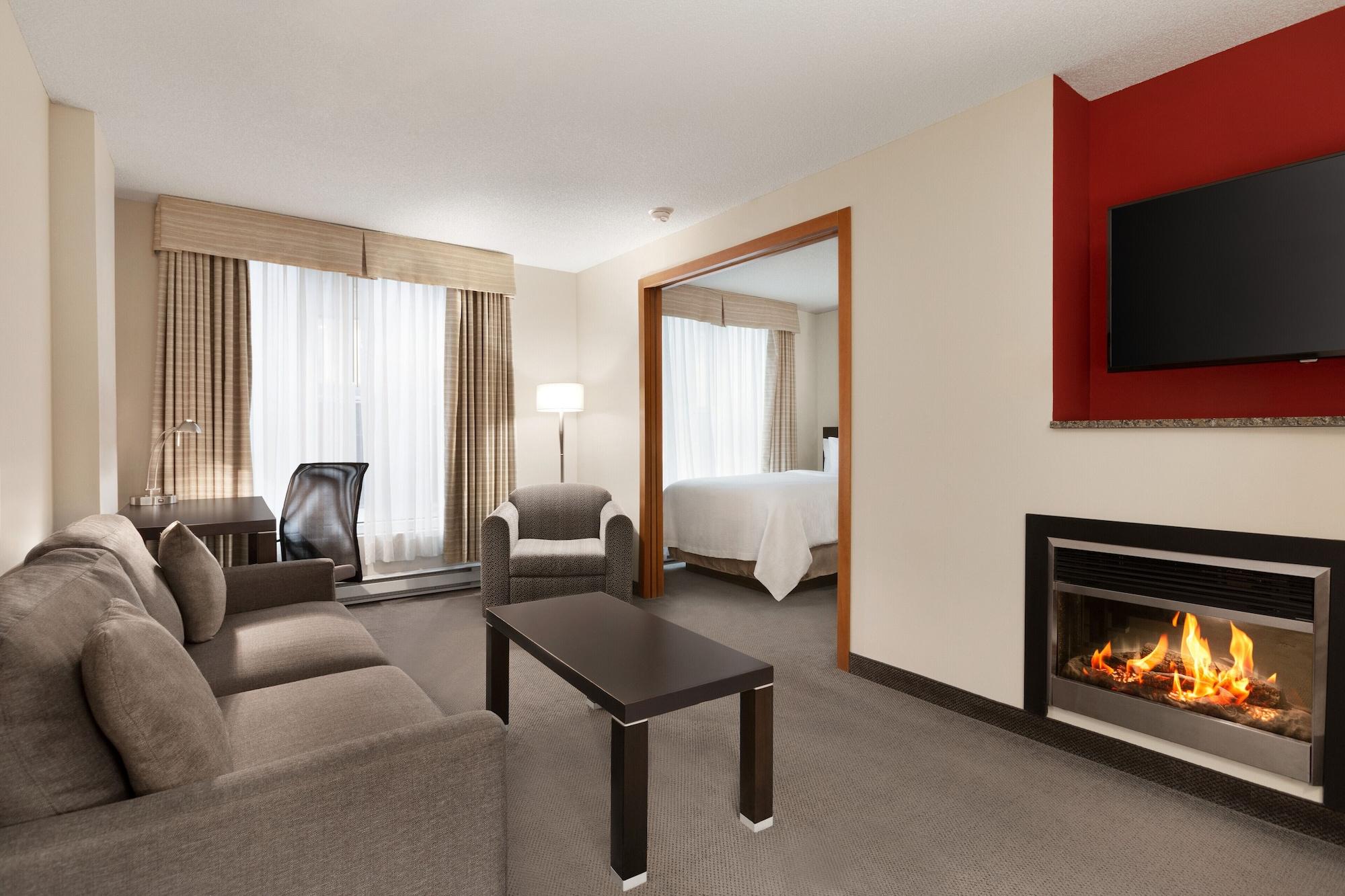 Embassy Suites By Hilton - Montreal Exterior foto
