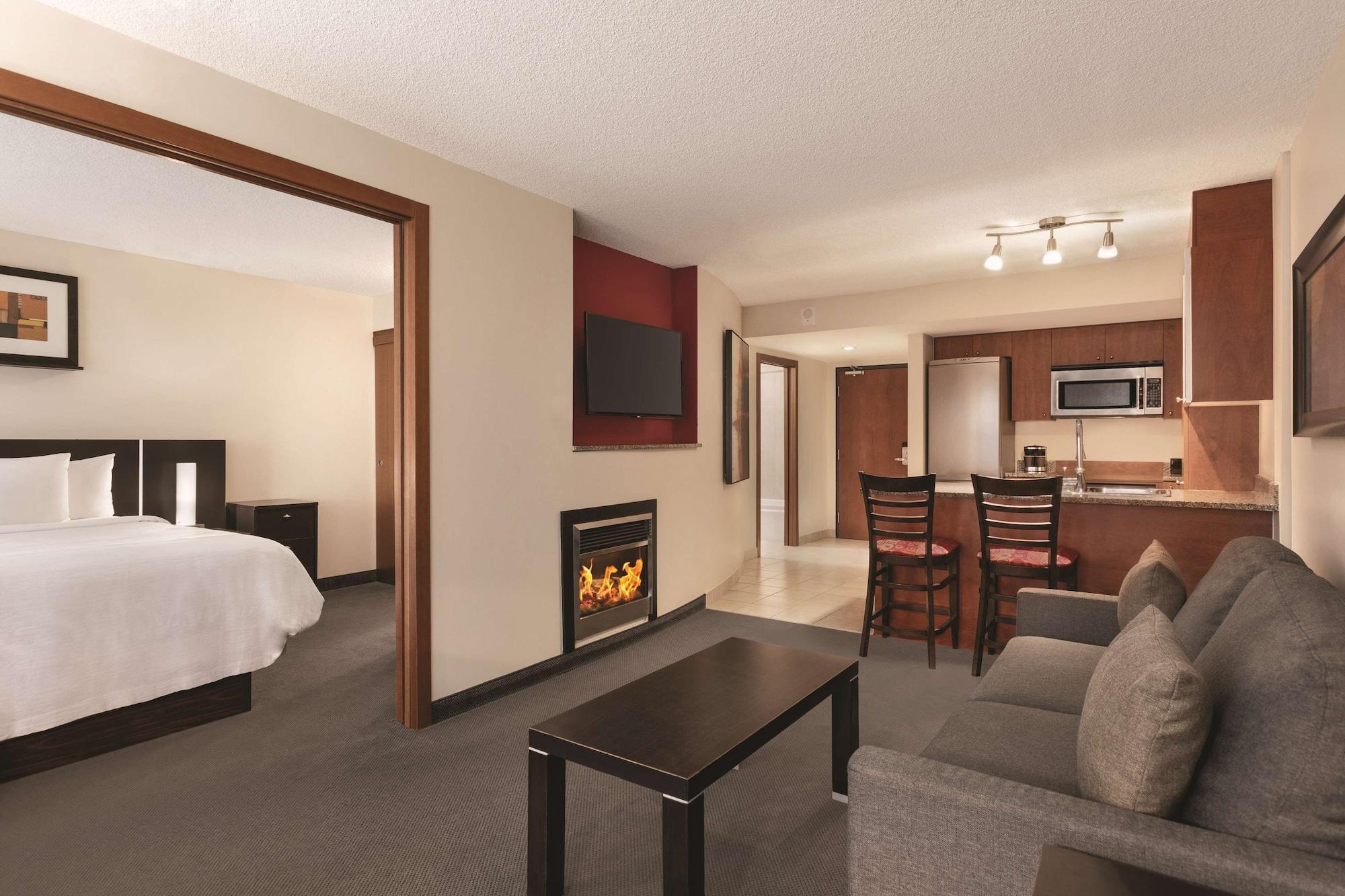 Embassy Suites By Hilton - Montreal Exterior foto