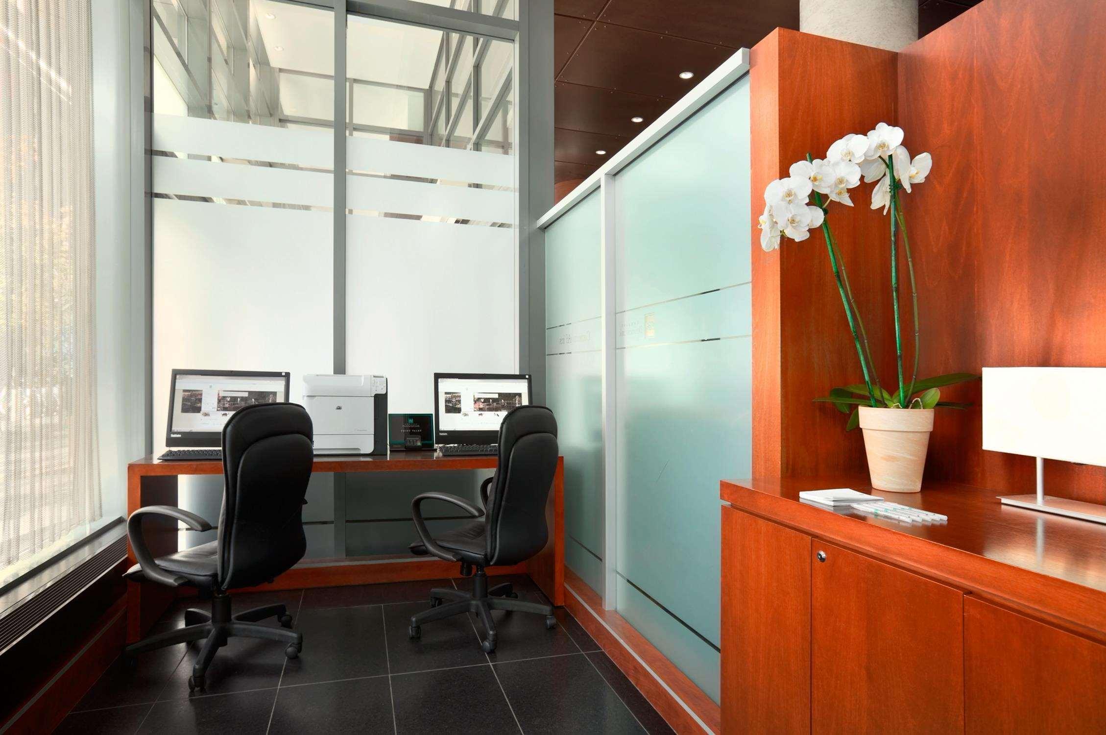 Embassy Suites By Hilton - Montreal Exterior foto
