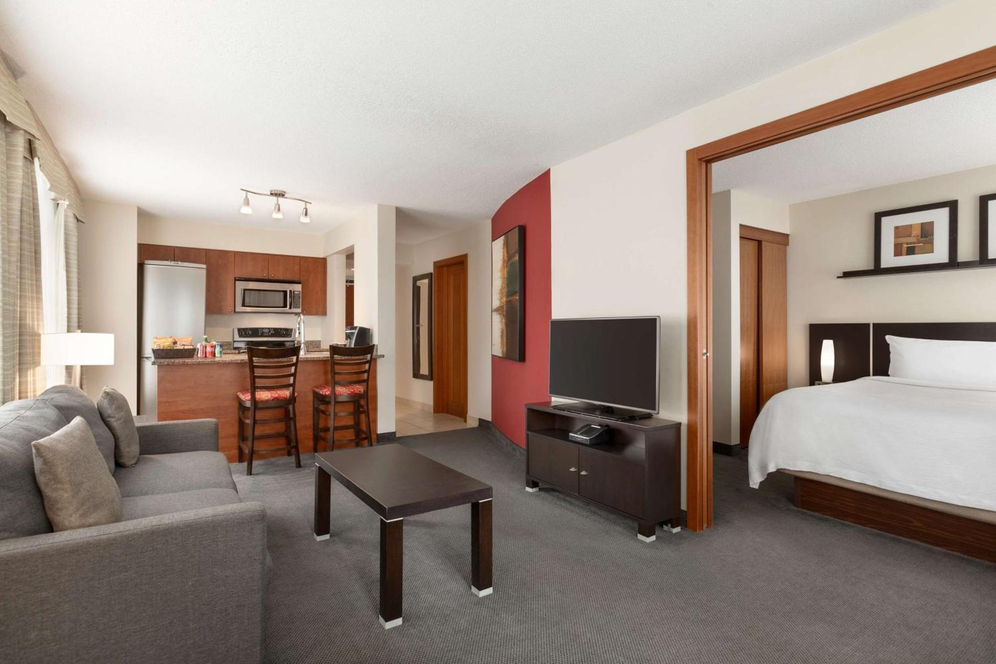 Embassy Suites By Hilton - Montreal Exterior foto