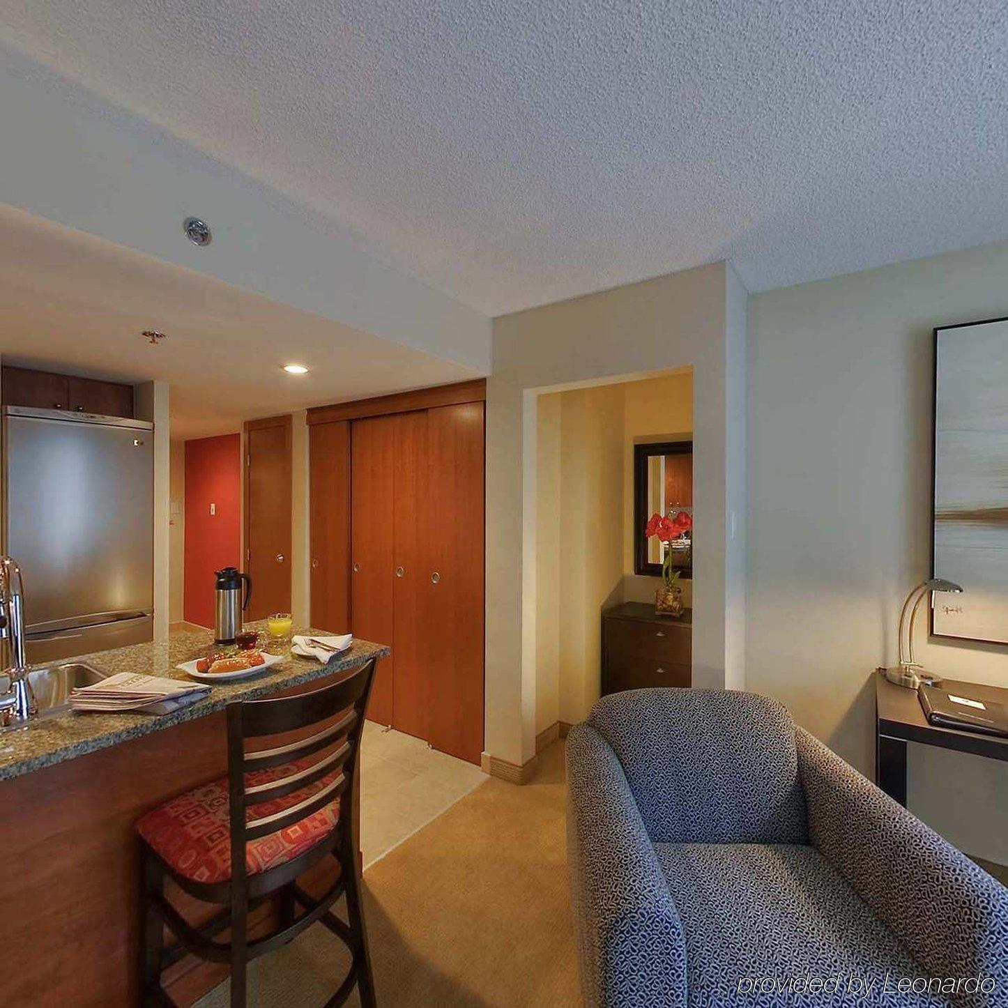 Embassy Suites By Hilton - Montreal Habitación foto